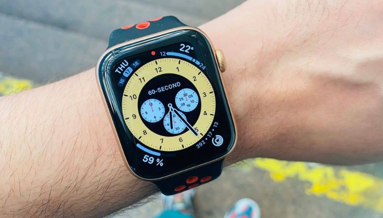 How to Make the Apple Watch Brighter - Picked Watch